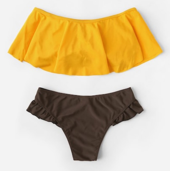 Off Shoulder Ruffle bikini - Picture 5 of 6